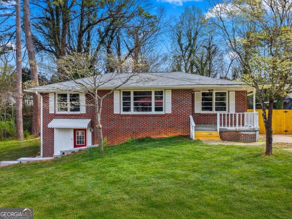 99 Hilltop Lane, Toccoa