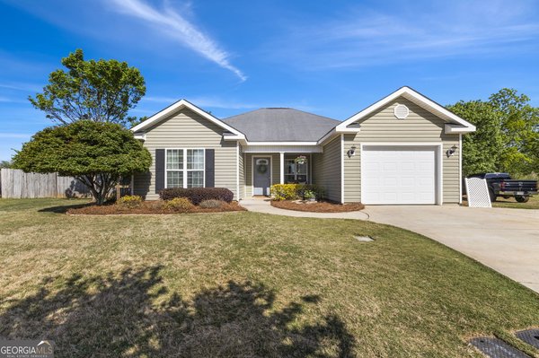 217 Ellington Court, Perry