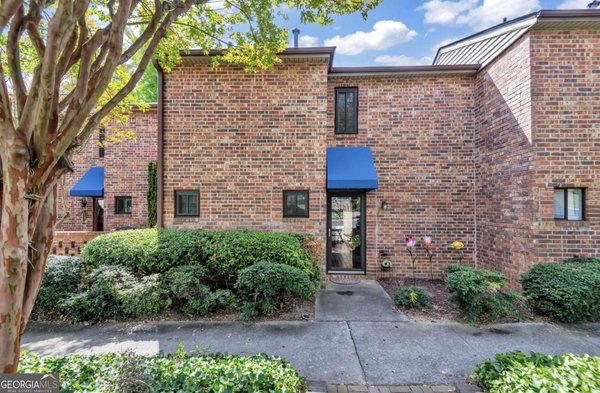 2252 Pernoshal Court Atlanta