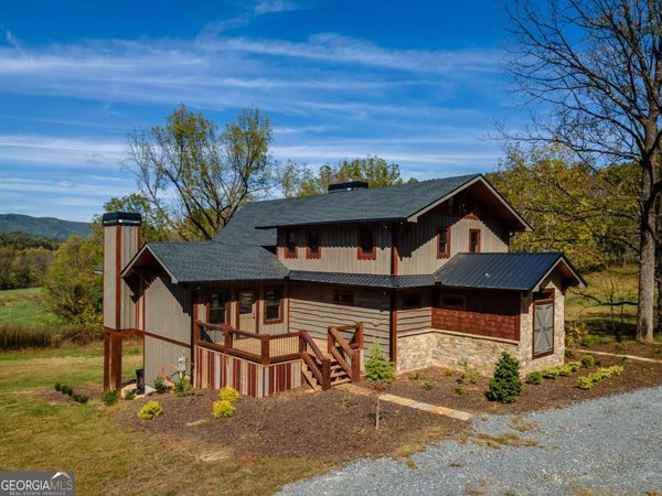 7590 Mobile Road, Blue Ridge