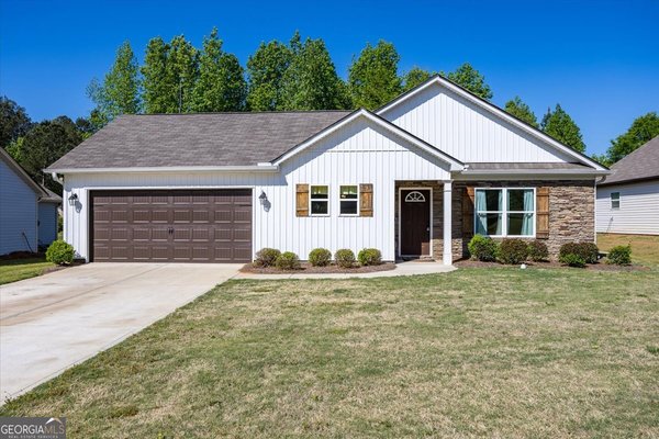 845 Natures Walk Gray