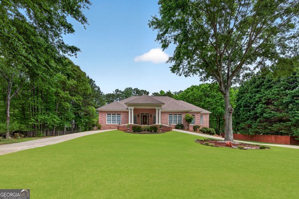 105 Wellborn Road, Peachtree City