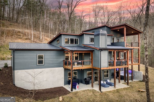 1160 Mangums Trail, Blue Ridge