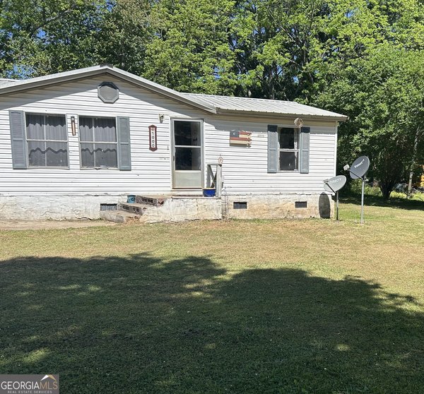 1000 Carter Street, Bostwick