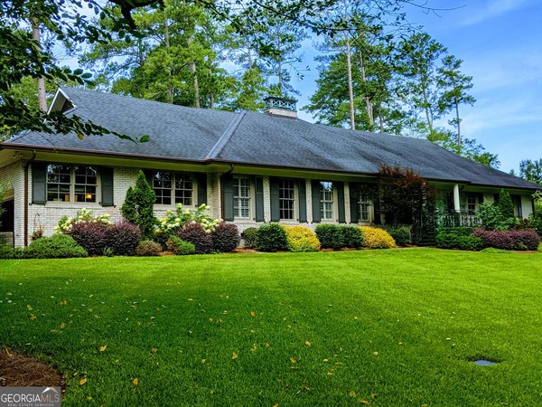 377 Old Club Road Macon