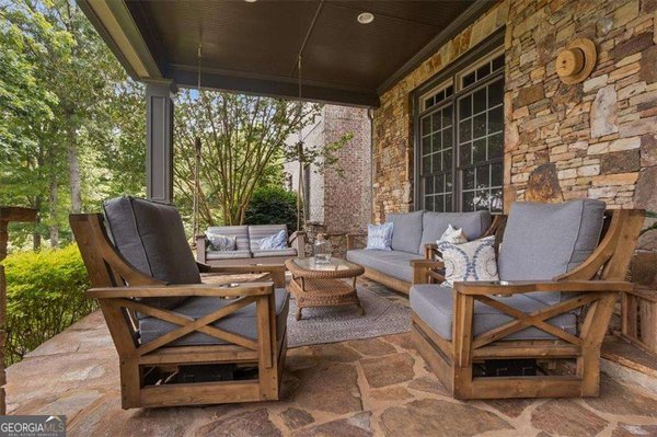 7945 Reinhardt College Parkway Waleska