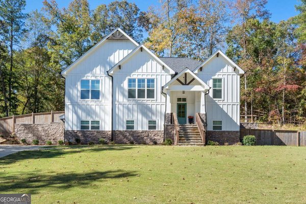 17 Pinoak Trail, Cartersville