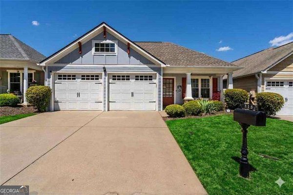 315 Winthrope Drive, Woodstock