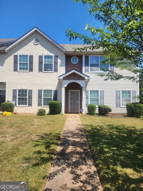 821 Commerce Riverdale