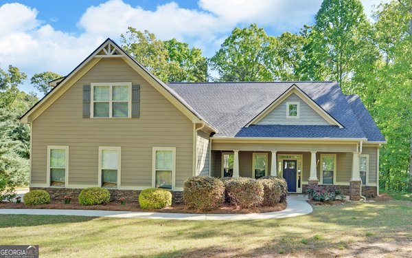 255 Abbington Way Clarkesville