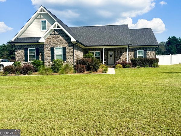 206 Spotted Fawn Road, Statesboro