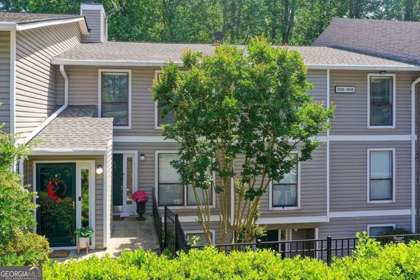 508 Wynnes Ridge Circle, Marietta