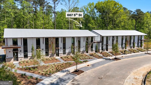 667 5th Street, Fayetteville