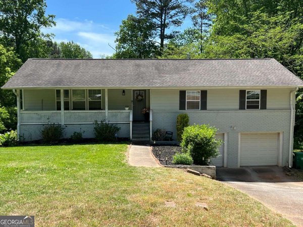 1609 Elm Ridge Way, Stone Mountain