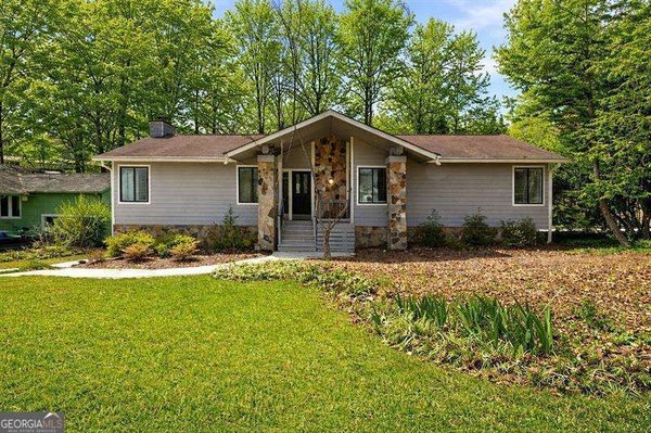 1032 Muirfield Drive, Marietta