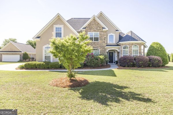 61 Peregrine Drive, Byron