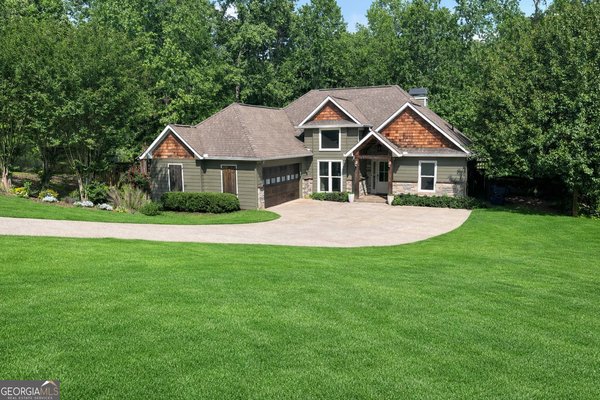 5775 Enchantress Lane, Buford