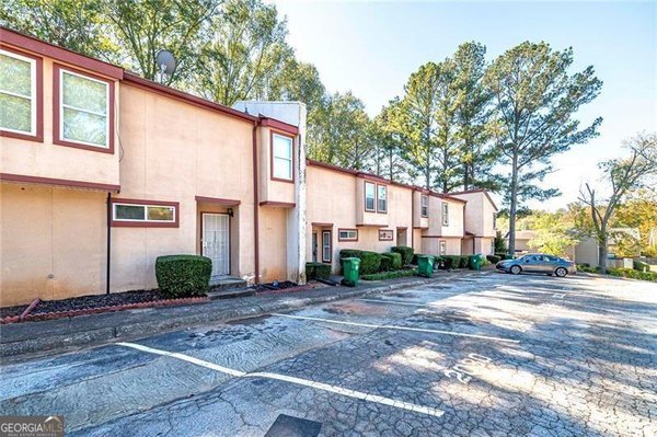 2030 Oak Park Lane, Decatur