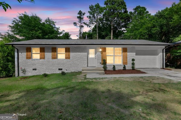 3356 Kings Park Circle, Macon