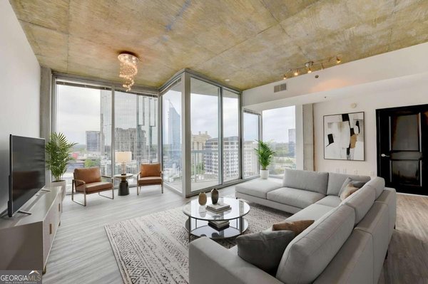 3324 Peachtree Road, Atlanta