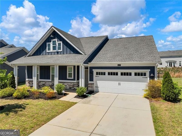 627 Michigan Circle, Hoschton