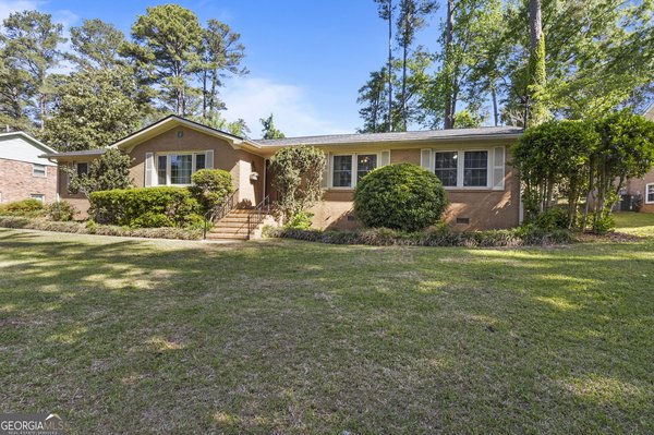 5047 Pine Ridge Drive, Macon