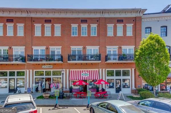 340 Town Center Avenue, Suwanee