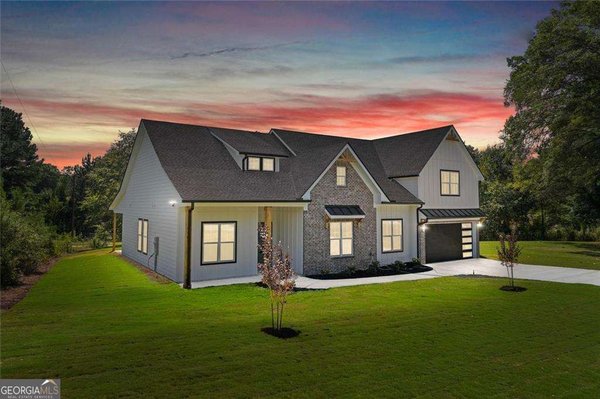 1960 Lost Mountain Road, Powder Springs