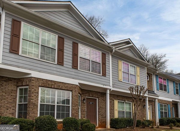 2527 Walden Lake Drive, Decatur