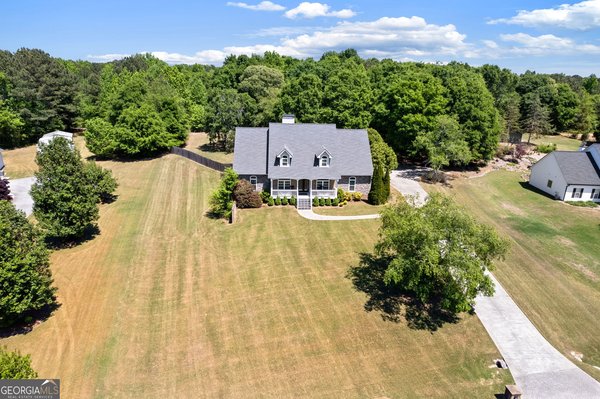 2169 Indian Shoals Drive, Loganville