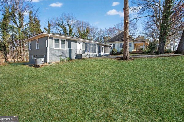 2535 Lakewood Avenue Atlanta