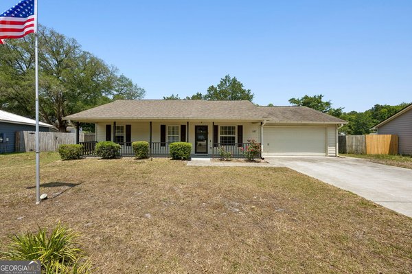 107 Boxwood Court, Kingsland