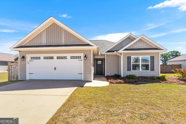 102 Dawson Wyatt Court, Perry