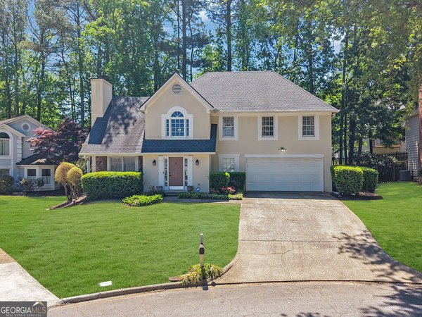 1075 Wellers Court, Roswell