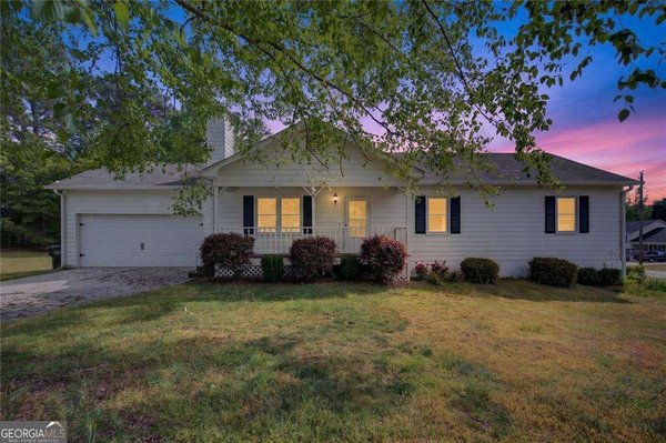 2810 Crystal Brooke Lane, Snellville