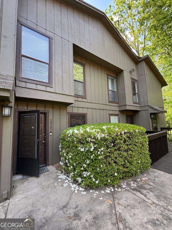 2507 Cumberland Court Smyrna