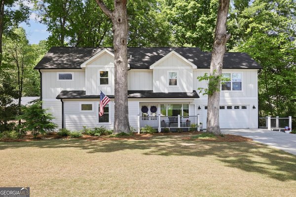 2864 Thompson Road, Brookhaven