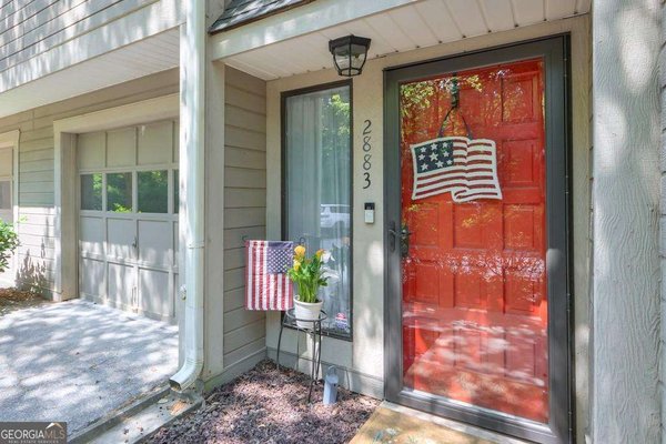 2883 Torreya Way Marietta