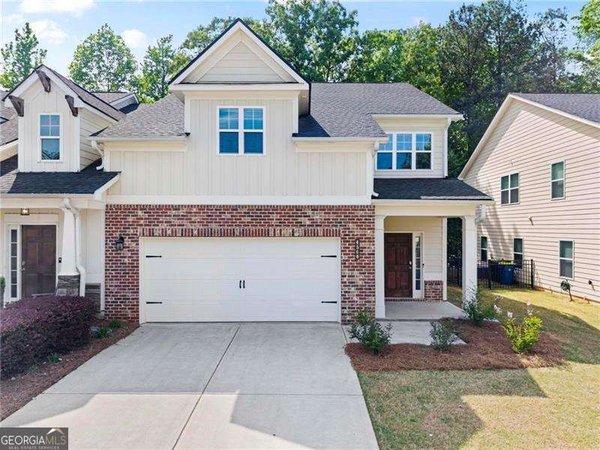 4560 Grenadine Circle Acworth
