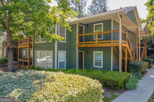 204 Berkeley Woods Drive Duluth