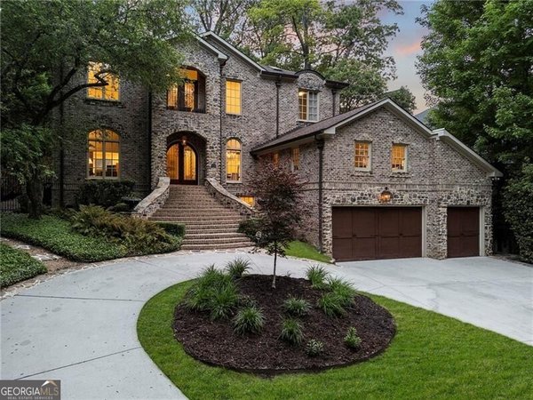 738 Wildwood Road Atlanta