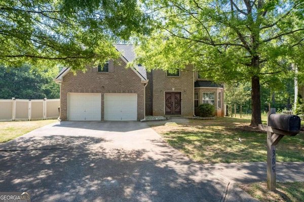 385 Kentwood Springs Drive, Hampton