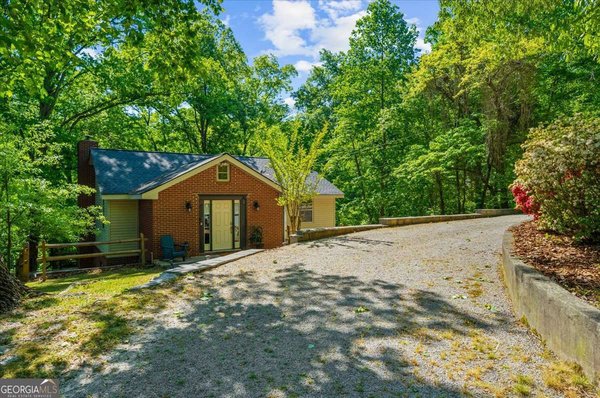 9670 Lee Circle, Gainesville