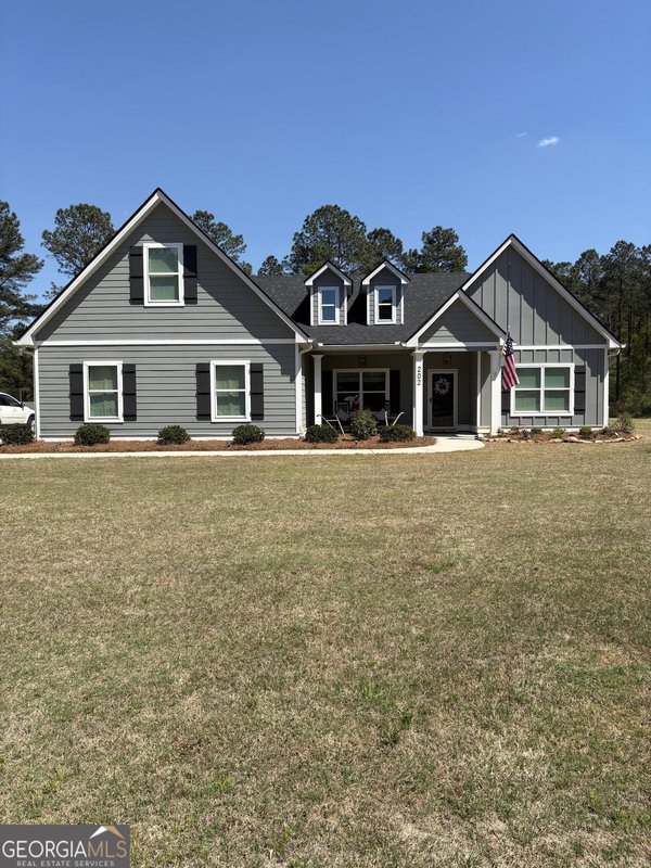 202 Millwood Court, LaGrange