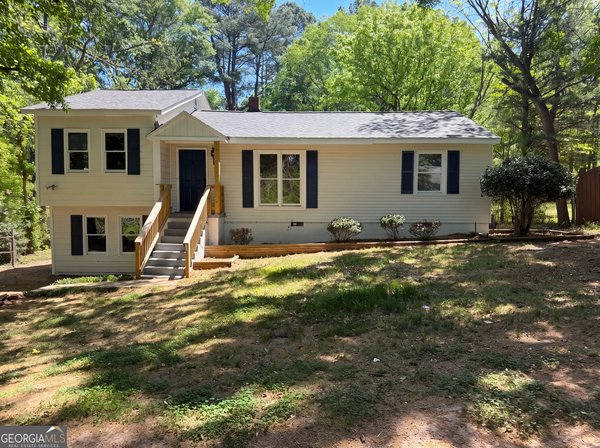 2043 White Oak Circle, Kennesaw