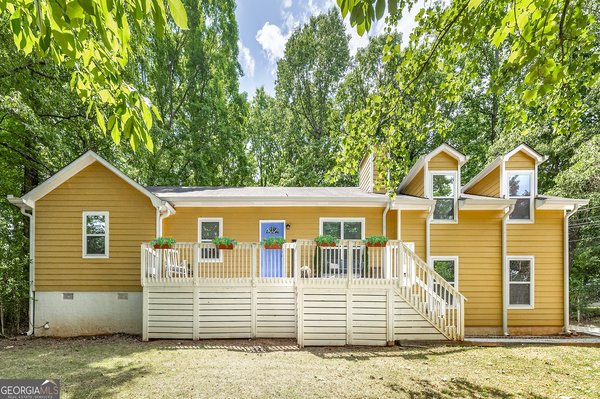 105 Bobolink Drive, Stockbridge