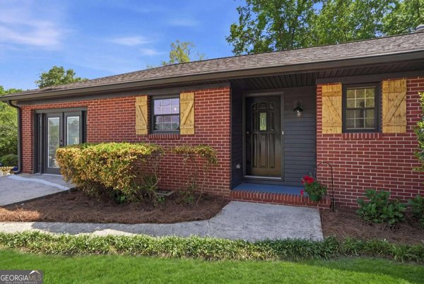 2880 Sherwood Road, Smyrna