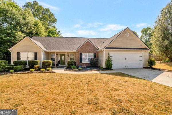 312 Rockingham Drive, Loganville