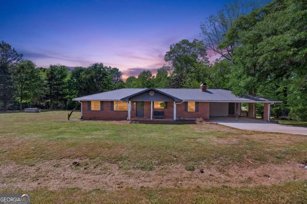 1861 Highway 100 Bowdon