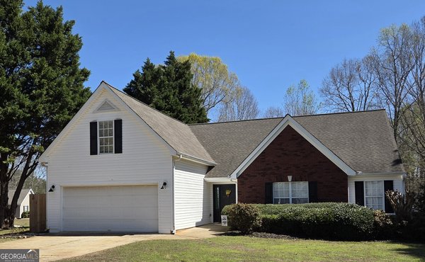 2355 Pemberton Point, Buford